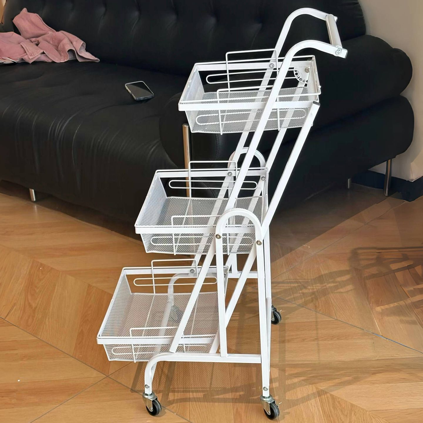 ke-gap-gon-3-tang-mau-trang-thiet-ke-hien-dai